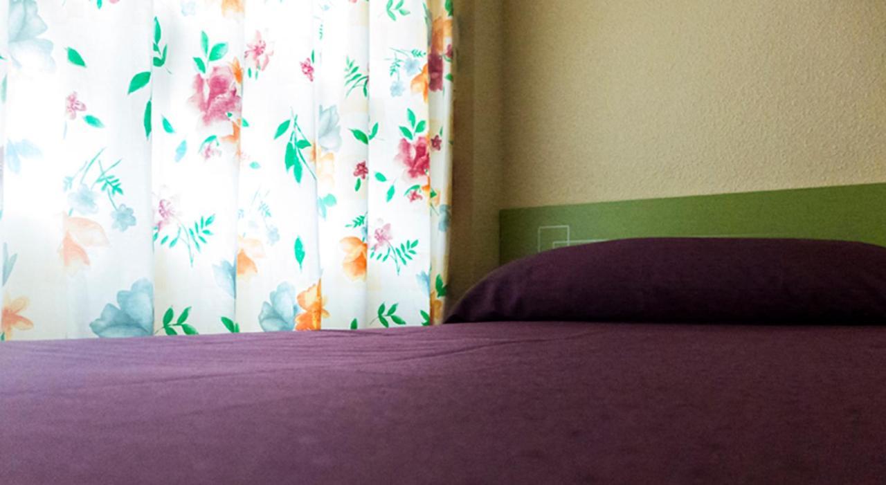 Hostal Rosa La Vila Joiosa Extérieur photo